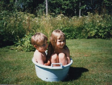 emmy eric i badet252